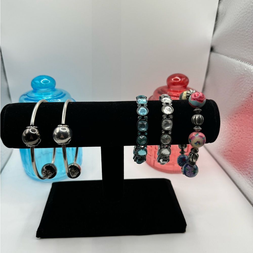 Lot of 5 Fashion Jewelry‎ Stretch Design Bracelets